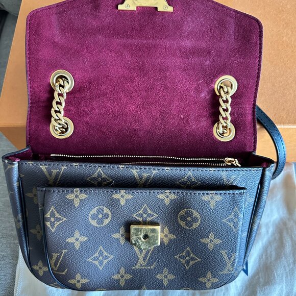 Louis Vuitton Hand Bag - Picture 3 of 7